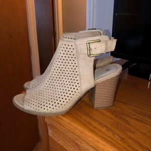 Womens heels